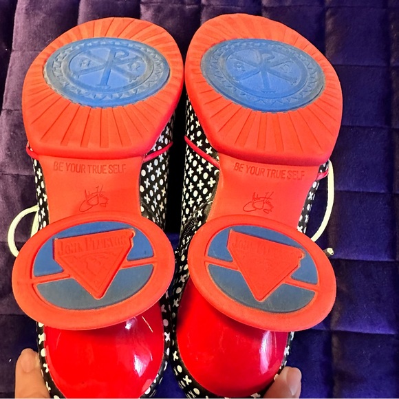 Fluevog Enneagram Receptive Shoe with Side Lace in Black/Red ๐ค๐คโค๏ธ - Picture 11 of 12